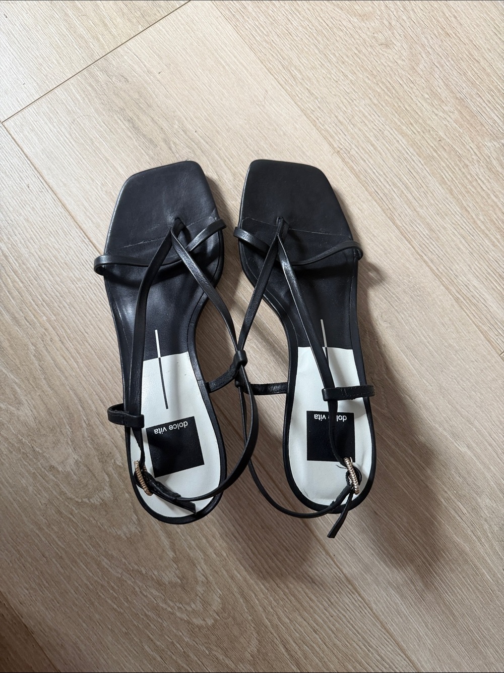 Black Dolce Vita Sandals - Picture 3 of 4